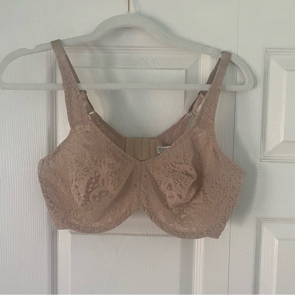 Wacoal Lace Full Coverage Bra in Tan 40D new never worn